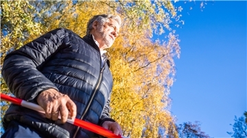 Rolf Specht, Geschäftsführender Gesellschafter der Specht-Gruppe, hat trotz Unternehmerkarriere großen Stils nie die Bodenhaftung verloren. Der Landwirtssohn aus Bremen baut nun das Bremerhavener Haven-Hospiz und plant auch eine Kita und weitere Projekte in der Stadt.