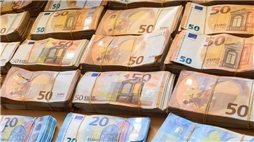 Rund 100.000 Geldwäsche-Verdachtsmeldungen wurden bei der FIU noch nicht bearbeitet.
