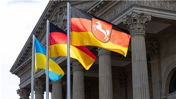 Rund 115.000 Ukrainerinnen und Ukrainer leben in Niedersachsen. (Symbolbild)