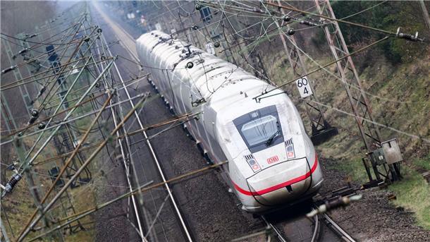 ICE bleibt im Landkreis Harburg liegen Rund 300 Fahrgäste mussten in einen Ersatzzug steigen, nachdem ein ICE im Landkreis Harburg liegen geblieben war. (Symbolbild)
