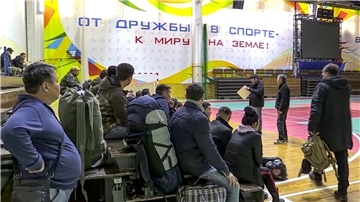 Russlands Präsident Wladimir Putin hat eine Mobilmachung verkündet - viele Russen verlassen das Land.
