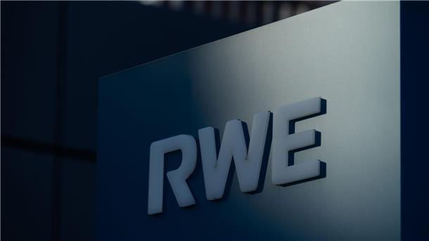 RWE zieht sich aus Wasserstoff-Projekt in Namibia zurück RWE hatte 2022 eine Absichtserklärung unterzeichnet. Vorgesehen war, ab 2027 300.000 Tonnen grünes Ammoniak aus Namibia zu beziehen. (Archivbild)