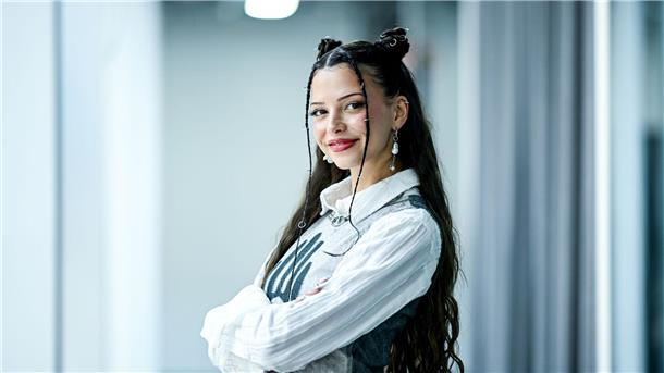 Sängerin Nina Chuba bringt jetzt ihr zweites Studioalbum heraus. 