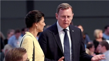 Sahra Wagenknecht und Bodo Ramelow beim Bundesparteitag der Linken 2018 in Leipzig.