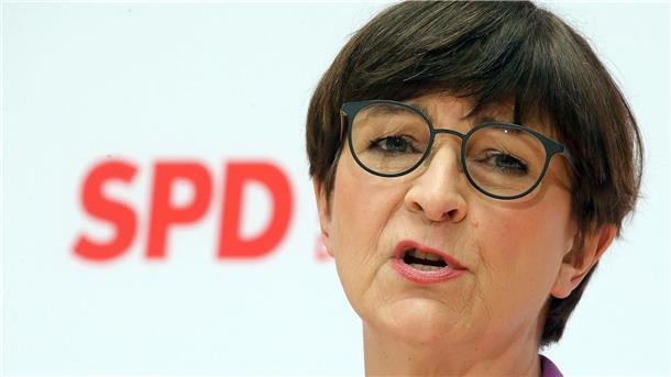 Saskia Esken sieht eine Erhöhung des Renteneintrittsalters kritisch.