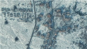 Satellitenaufnahme von zerstörten Gebäuden im ukrainischen Soledar.