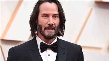 Schauspieler Keanu Reeves, ist im vierten Teil der Thriller-Reihe „John Wick: Kapitel 4“ auf der Leinwand zu sehen.
