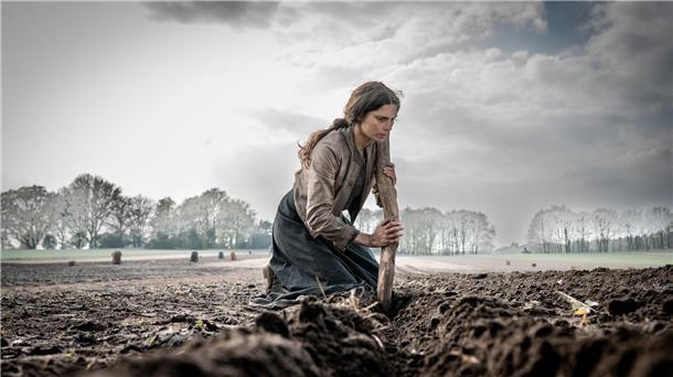 Frische Gesichter, neue Stoffe: Die Streaming-Serien der ARD Schauspielerin Harriet Herbig-Matten in der ARD-Historienserie „Schwarzes Gold“.