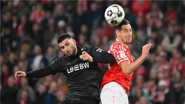 Schenkten sich nichts: Deniz Undav und Dominik Kohr im Luftduell.