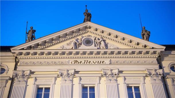 „Zeit, dass eine Frau ins Schloss Bellevue einzieht“ Schloss Bellevue ist seit 1994 der Amtssitz des Bundespräsidenten.