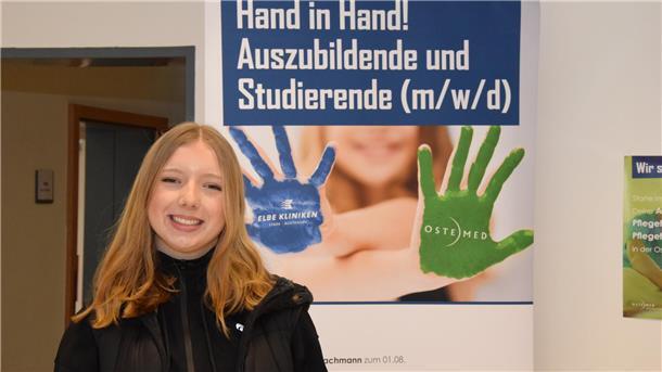 Was künftige Azubis fürs Berufsleben mitbringen sollten Schülerin Alina Ihden interessiert sich für den medizinischen Bereich, freut sich über einen Gutschein für einen Praktikumsplatz und hat ihre Kontaktdaten auch bei der Bundeswehr hinterlassen.