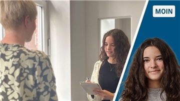 Schülerpraktikantin Jana bei der Arbeit in der ZZ-Redaktion.