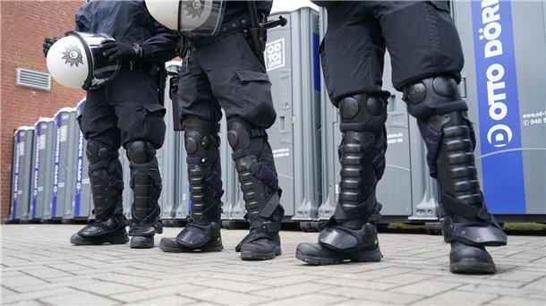 Neuer Fan-Trend? Zerstörte Stadion-Klos sorgen für Ärger Schutz für die Klos: Zuletzt kam es immer wieder zu Verwüstungen von Toilettenanlagen.