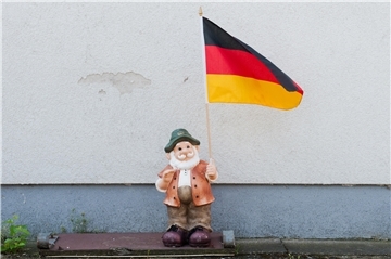 Schwarz-Rot-Gold: So rum gehört die Deutschland-Flagge.