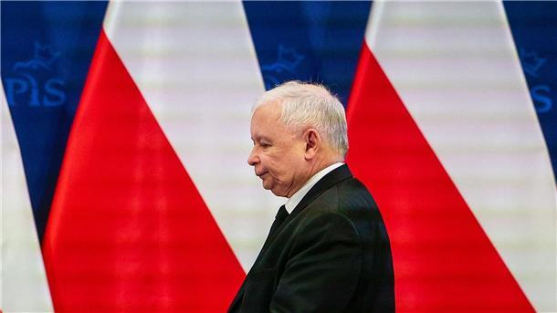Polen plant Verstärkung der Ostgrenze Seinen Angaben zufolge könnten bis zu 8000 Wagner-Kämpfer in Belarus unterkommen: Jaroslaw Kaczynski.