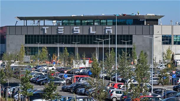 Seit 2022 produziert Tesla im brandenburgischen Grünheide Elektroautos.