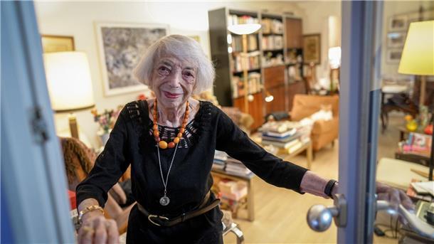 „Als ob es gestern wäre“: 80 Jahre nach Auschwitz Seit Jahren spricht Margot Friedländer unter anderem mit Schülern, um sie über den Holocaust zu informieren.