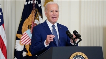 Seit Monaten lag Bidens Plan, Milliarden von US-Dollar an Studentenkrediten zu erlassen, auf Eis. Untere Gerichte hatten ihn nach Klagen blockiert.