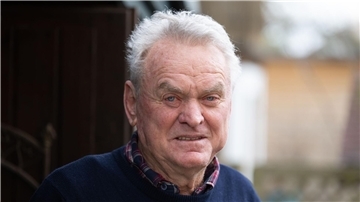 Sepp Maier hat eine klare Meinung zum Zwist von Uli Hoeneß und Lothar Matthäus.