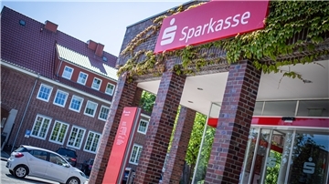 Service im Schalterraum wird es in vielen Wespa-Filialen nur noch zeitlich eingeschränkt geben. Die Filiale am Debstedter Weg wird es ab September sogar nur noch als Selbstbedienungs-Filiale geben.