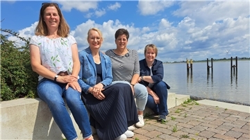 Bild vom Vorstand des Kreislandfrauenverbands Wesermarsch (v.l.) Heike Schmidt, Ute Cornelius (Vorsitzende), Urte Syassen und Bärbel Suhr. Es fehlt Beke Ostendorf.