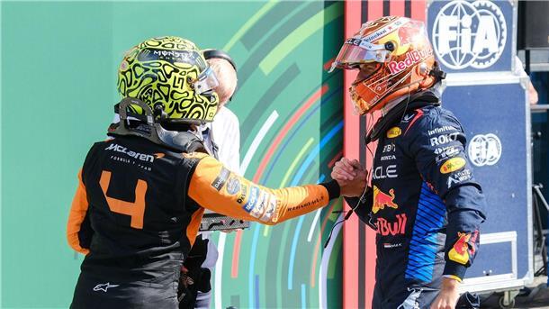 Vettel als Vorbild: Norris erhöht Druck auf Verstappen Sie prägen den WM-Kampf: Lando Norris (l) und Max Verstappen.
