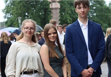 Sie sind die engagiertesten und besten Schülerinnen und Schüler ihres Abschlussjahrgangs (von links): Collien Meyer, Chiara Ramisch, Nikodem Wojcik.