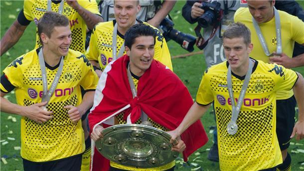 BVB: Bender geht, Piszczek kommt als Sahin-Assistent Sie streben die Erfolge von damals an: Lukasz Piszczek (l.) wird Assistent unter dem neuen Cheftrainer Nuri Sahin.