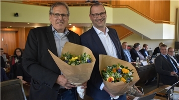 Sie wechseln die Aufgaben: Claus Johannßen (links), langjähriger SPD-Fraktionschef im Kreistag, ist nun stellvertretender Landrat, Gunnar Böltes hat im Juni den Fraktionsvorsitz übernommen.
