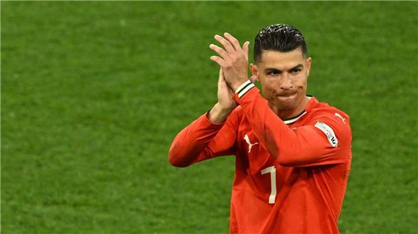 Spanien-Trainer de la Fuente voller Vorfreude auf Ronaldo Siegtorschütze im Halbfinale gegen Deutschland: Portugals Cristiano Ronaldo.