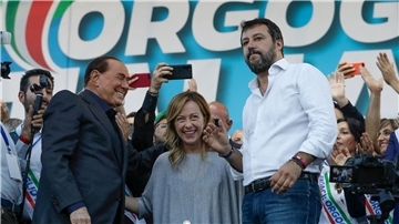 Silvio Berlusconi (l-r), Giorgia Meloni und Matteo Salvini.