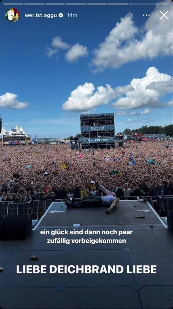 Backstage beim Deichbrand-Festival: Was posten die Stars auf Social Media? Ski Aggu hat die Menge zum kochen gebracht.