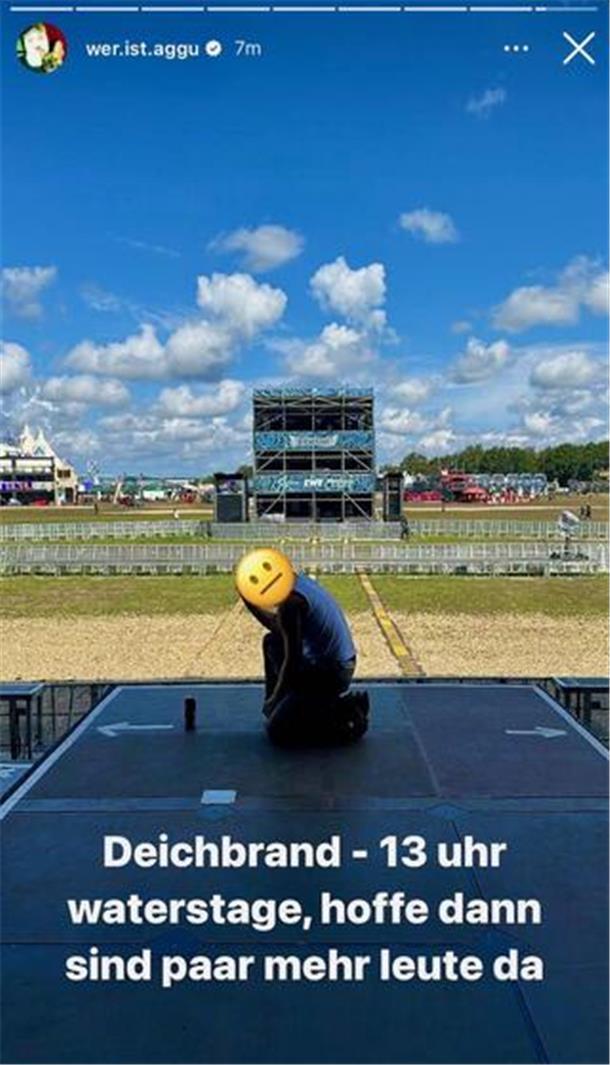 Backstage beim Deichbrand-Festival: Was posten die Stars auf Social Media? Ski Aggu wartet auf seinen Auftritt am Freitag um 13 Uhr auf der Water Stage.