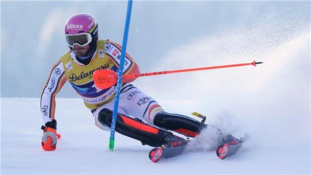 Frühes Aus nach WM-Bronze: Rückschlag für Straßer Slalom-Spezialist Linus Straßer schied im slowenischen Kranjska Gora früh aus.