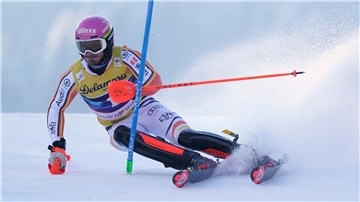 Slalom-Spezialist Linus Straßer schied im slowenischen Kranjska Gora früh aus.
