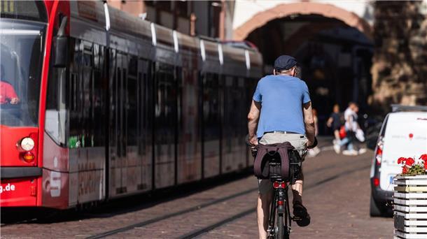 30,1 Grad: Noch nie war es so spät so heiß Sommer im Oktober: In Baden-Württemberg stieg das Thermometer an die 30-Grad-Marke - und mancherorts auch darüber.