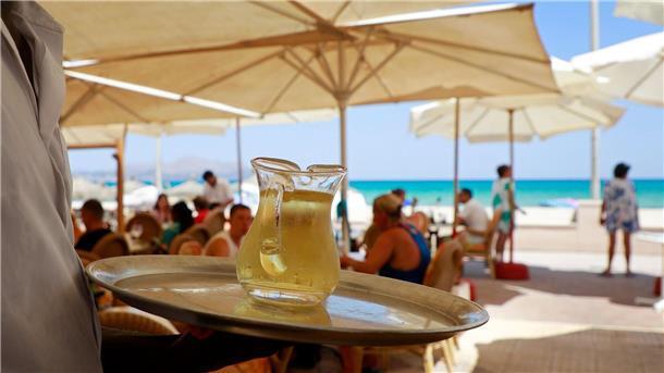 Deutscher Tourismus auf Balearen schwächelt Sonne und Strand: Mallorca ist seit vielen Jahrzehnten ein Besuchermagnet. (Symbolbild)