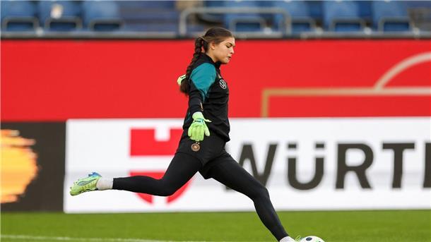 DFB-Torfrau Sophia Winkler wechselt von Essen nach Frankfurt Spielt vom Sommer an in Frankfurt: Essens Keeperin Sophia Winkler.