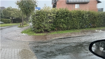 Starkregen: Wie Spaden die Straßen gegen Überflutung schützen will Starkregen hat den Marnkeweg in Spaden Mitte September unter Wasser gesetzt. Die Gullis konnten den Regen nicht mehr aufnehmen.