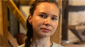 Stasya Zubova leitet das Malstudio „Freie Vögel“ in Ober Ochtenhausen.