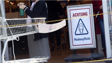 Steht das Hausrecht der Läden über den in den Länderverordnungen festgehaltenen Ausnahmen von der Maskenpflicht?