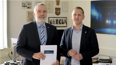 Mehr Messerangriffe: Kriminalität in Bremerhaven steigt an Volker Ortgies und Benjamin Siebert.