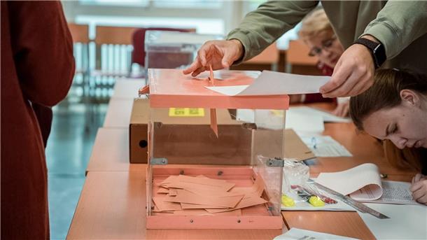 Stimmabgabe in einem Wahllokal in Madrid.