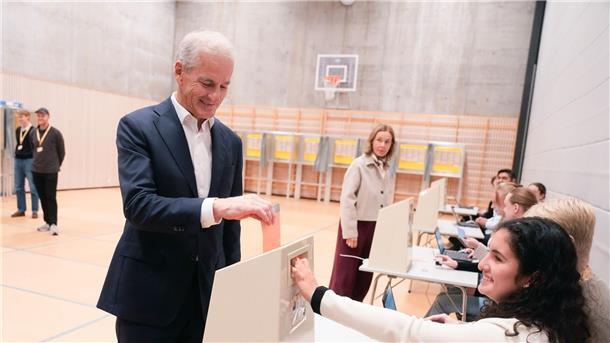 Støre hat beste Aussichten auf eine zweite Amtszeit als Ministerpräsident.