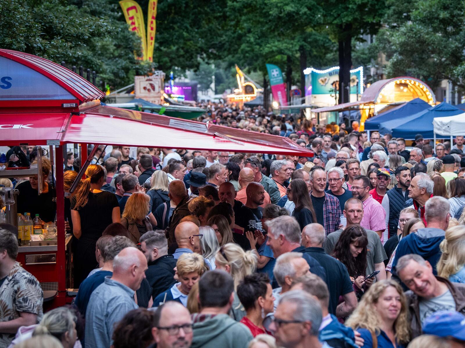 Straßenfest in der Alten Bürger startet am Freitagabend mit einem musikalischen ...