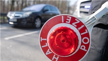 Kelle und Auto