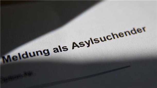 Zahl der Aslysuchenden im ersten Halbjahr gestiegen Syrien stellt mit 44.394 Asylsuchenden die größte Einzelgruppe.