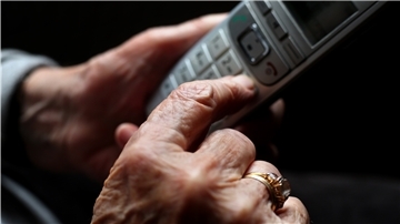 Tausend Mal probiert, tausend Mal ist nichts passiert: Die Telefonnummer der niedersächsischen Impf-Hotline war andauernd besetzt.