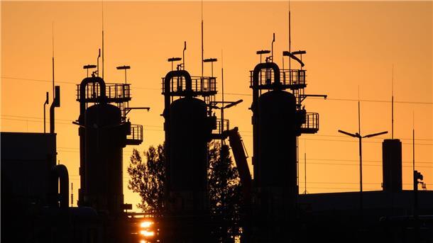 Verband: Bei kaltem Winter sind leere Gasspeicher möglich Technische Anlagen des Erdgasspeichers Katharina in Sachsen-Anhalt.