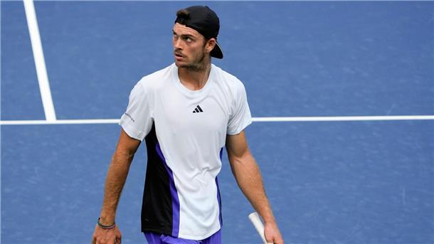 Davis-Cup-Team verliert Gruppen-Finale gegen die USA Tennisprofi Maximilian Marterer verliert nach zwei Siegen in Zhuhai sein drittes Einzel der Woche.